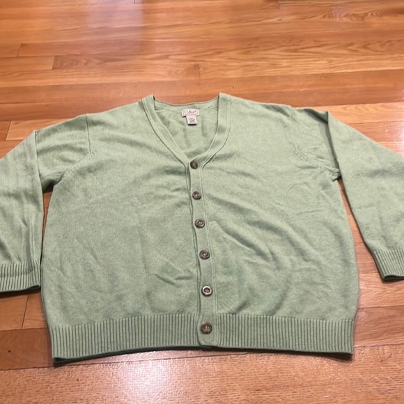 L.L. Bean Other - L.L.BEAN men’s wool blend button down cardigan size XXlarge.